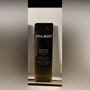 Milbon
Indulging Hydration Primer
Size: 2.1 Fl. Oz.

Unopened brand new in box.